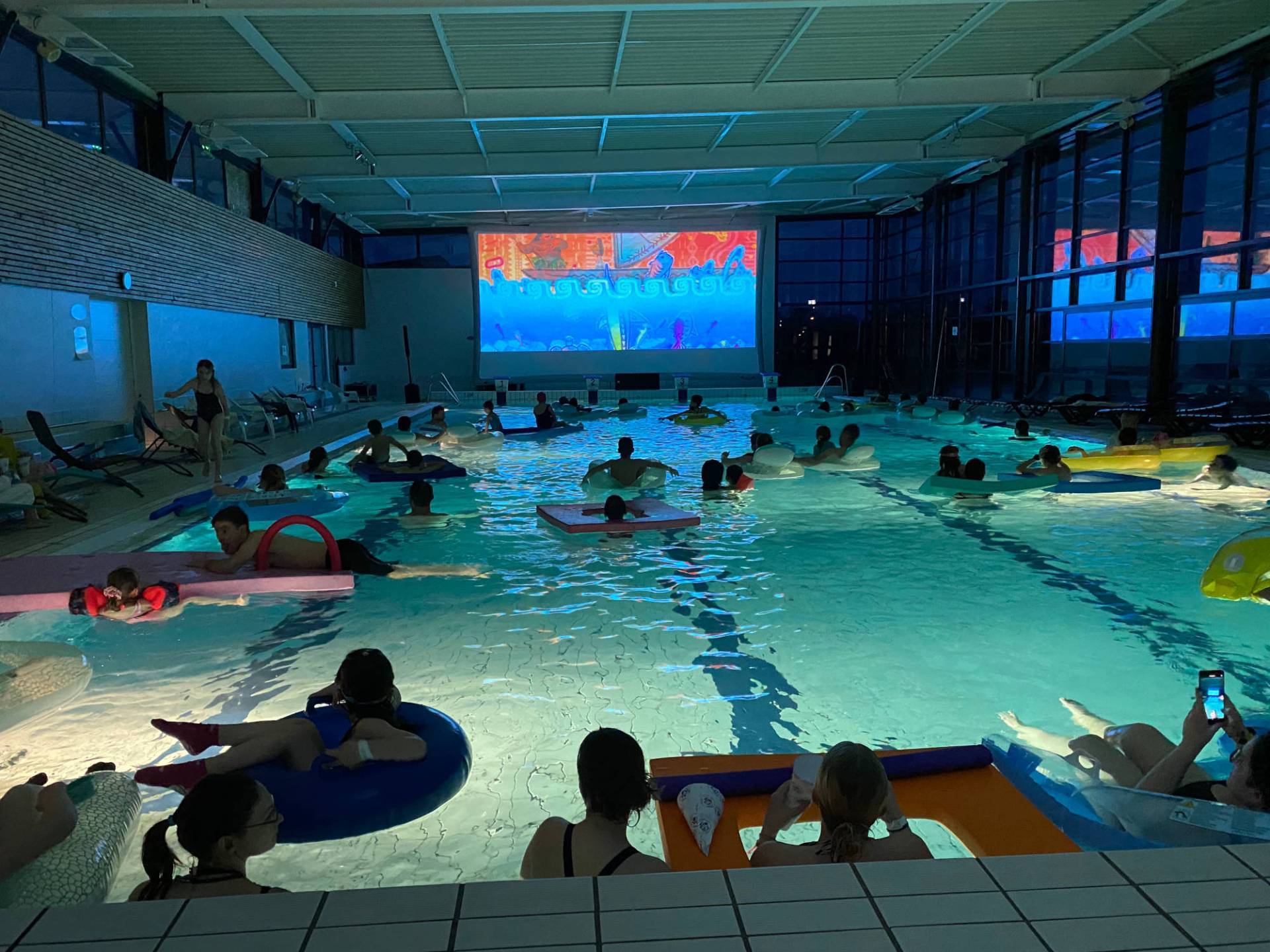 Piscine de Surzur séance de Aquacinéé